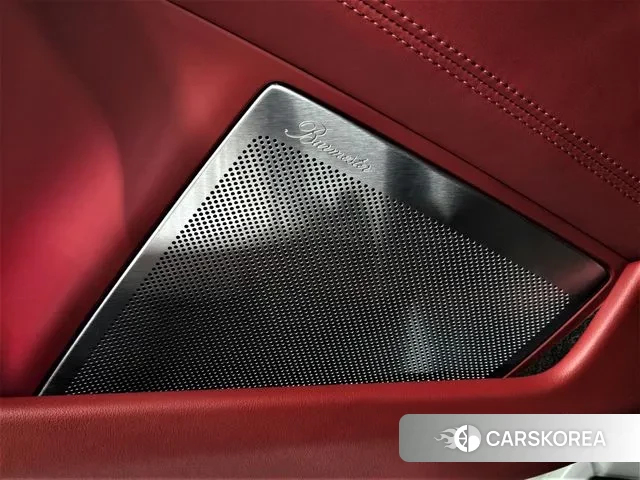 Porsche 911(992) 2024 Белый из Кореи, фото 2