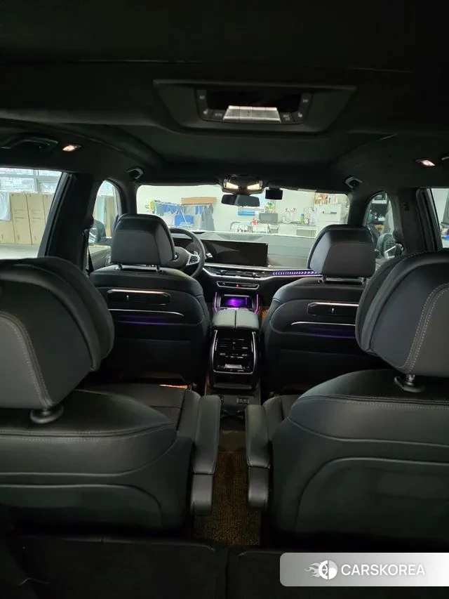 BMW X7 (G07) 2025 Белый из Кореи, фото 2