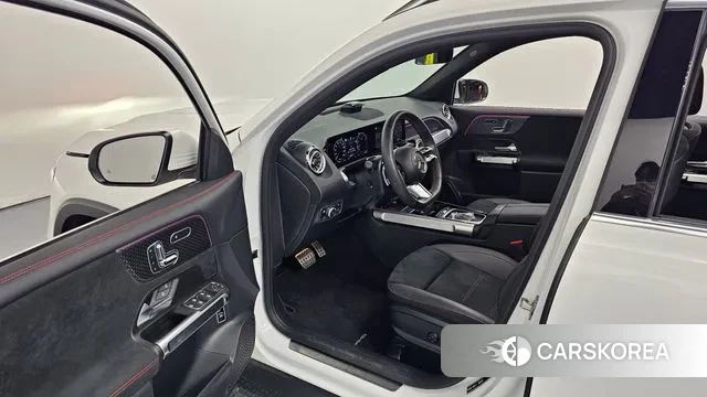 Mercedes-Benz GLB-Class X247 2025 Белый из Кореи, фото 2