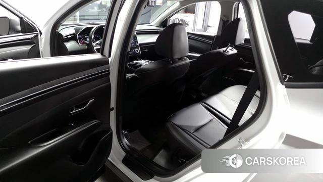Hyundai Tucson (NX4) 2023 Белый из Кореи, фото 2