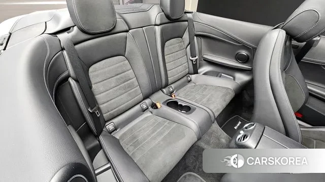 Mercedes-Benz C-Class W205 2022 Белый из Кореи, фото 2
