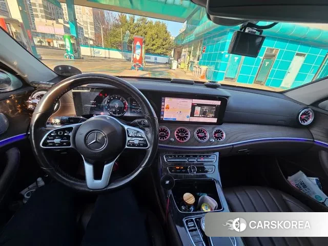 Mercedes-Benz E-Class W213 2018 Черный из Кореи, фото 2