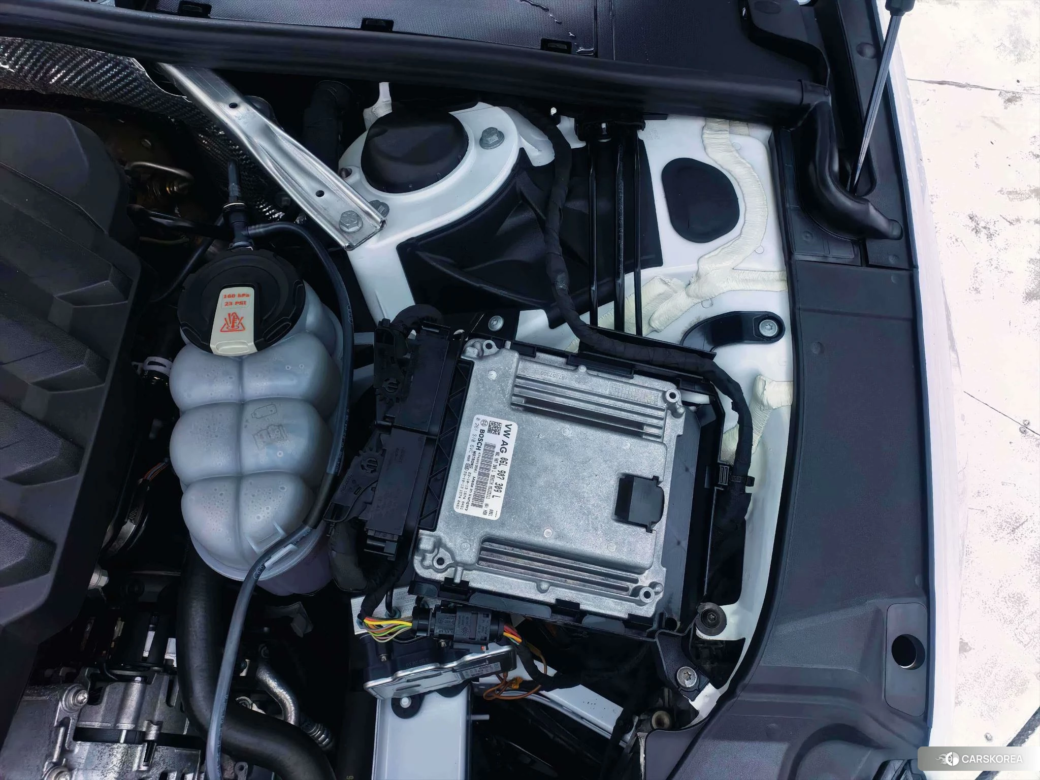 Audi A4L 2023 Белый из Китая, фото 2