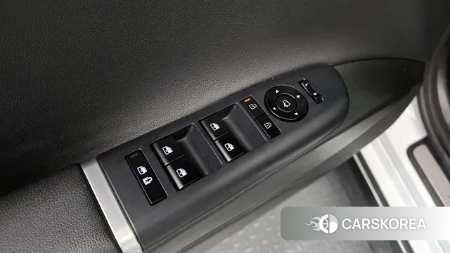 Hyundai Grandeur Hybrid (GN7) 2023 Белый из Кореи, фото 2