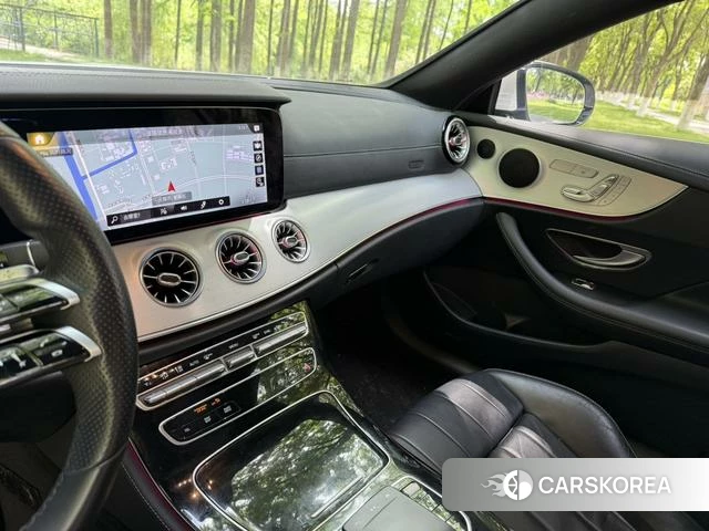 Mercedes-Benz E-class (imported) 2021 Белый из Китая, фото 2