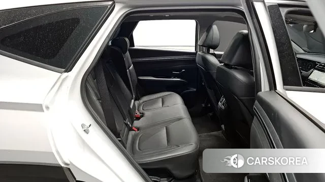 Hyundai Tucson Hybrid (NX4) 2023 Белый из Кореи, фото 2