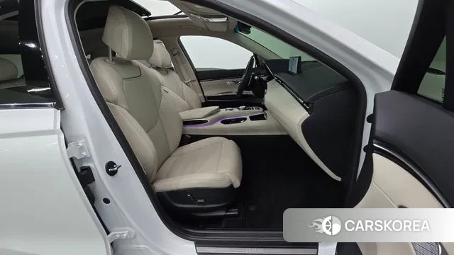 Genesis GV70 2022 Белый из Кореи, фото 2