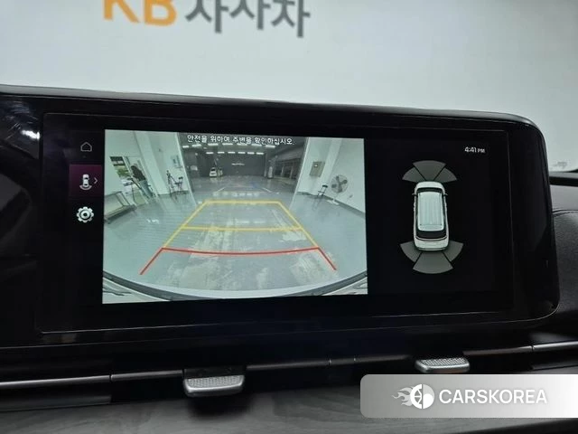Kia Carnival 4th generation 2023 Белый из Кореи, фото 2