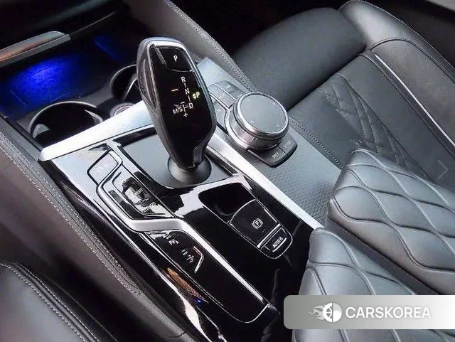 BMW 6 Series GT (G32) 2023 Белый из Кореи, фото 2