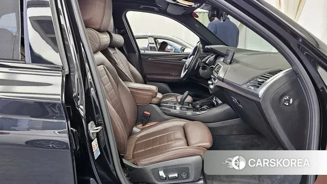 BMW X3 (G01) 2021 Черный из Кореи, фото 2