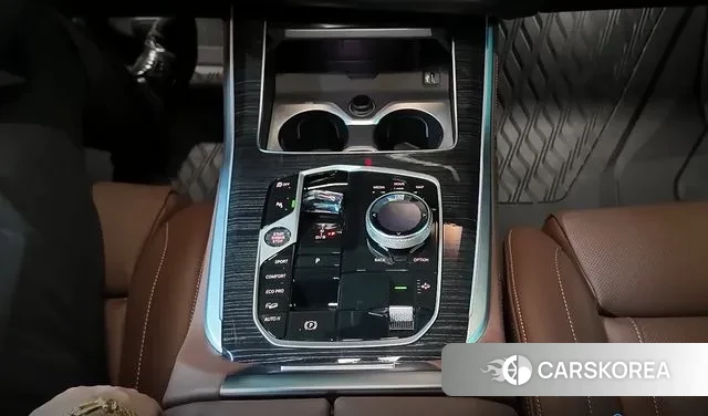 BMW X5 (G05) 2024 Белый из Кореи, фото 2