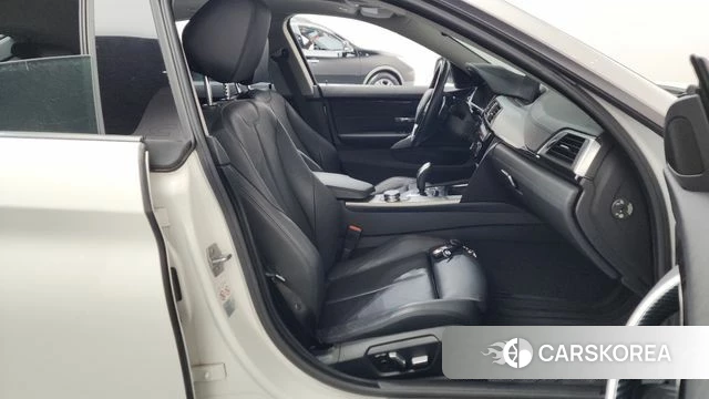 BMW 4 Series (F32) 2018 Белый из Кореи, фото 2