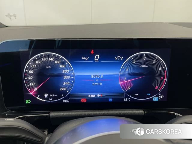 Mercedes-Benz GLA 2024 Белый из Китая, фото 2