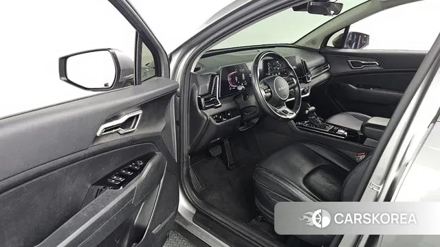 Kia Sportage 5th Generation 2021 Серебристо-серый из Кореи, фото 2