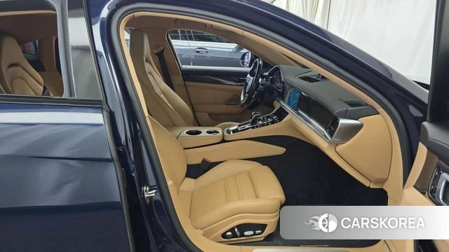 Porsche Panamera (971) 2018 Синий из Кореи, фото 2