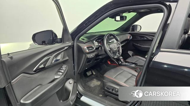 Chevrolet (GM Daewoo) Trailblazer 2022 Черный из Кореи, фото 2