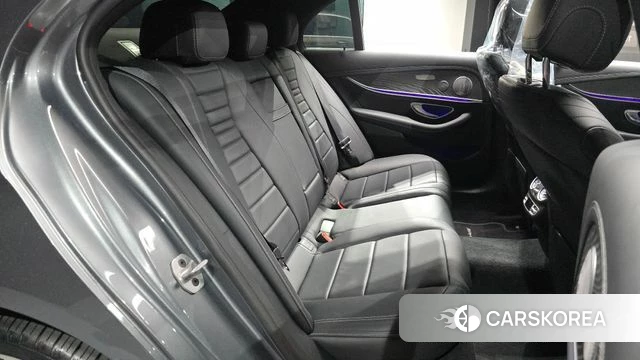 Mercedes-Benz E-Class W213 2020 Серый из Кореи, фото 2