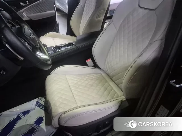 Genesis The New G70 2024 Черный из Кореи, фото 2