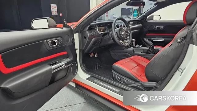 Ford Mustang 2018 Красный из Кореи, фото 2