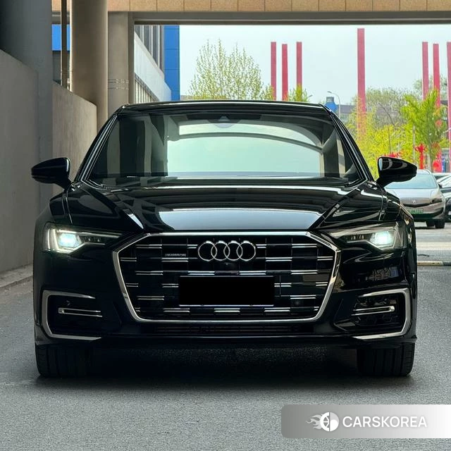 Audi A6L 2022 Черный из Китая, фото 2
