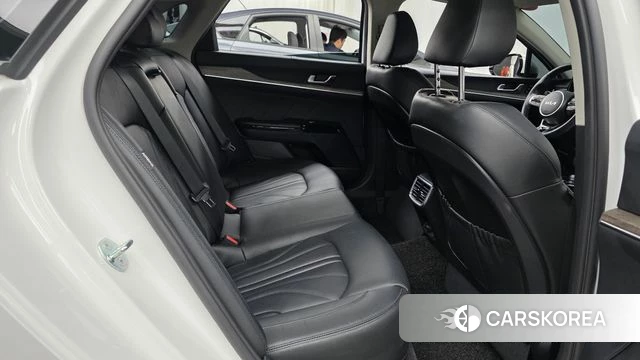 Kia K5 3rd generation 2023 Белый из Кореи, фото 2