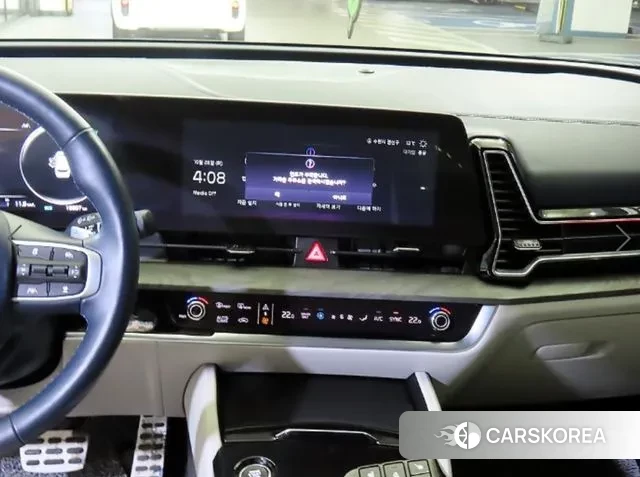 Kia Sportage 5th Generation Hybrid 2023 Белый из Кореи, фото 2