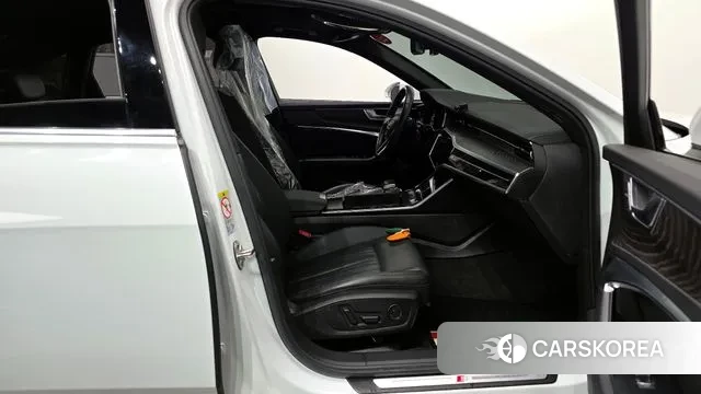 Audi A6 (C8) 2020 Белый из Кореи, фото 2