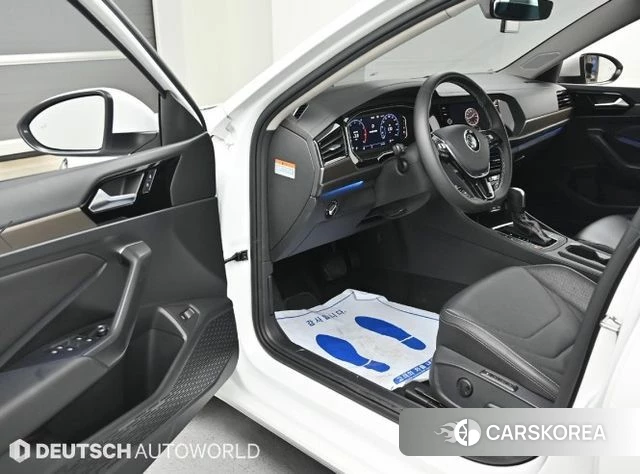 Volkswagen 7th Generation of Jetta 2021 Белый из Кореи, фото 2