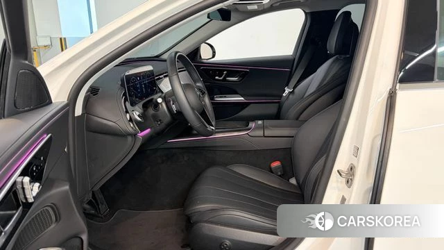 Mercedes-Benz E-Class W214 2024 Черный из Кореи, фото 2