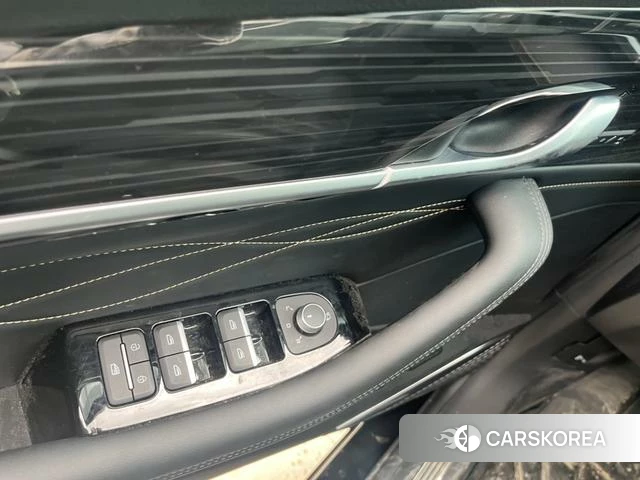 Geely Automobile Xingyue L 2025 Черный из Китая, фото 2