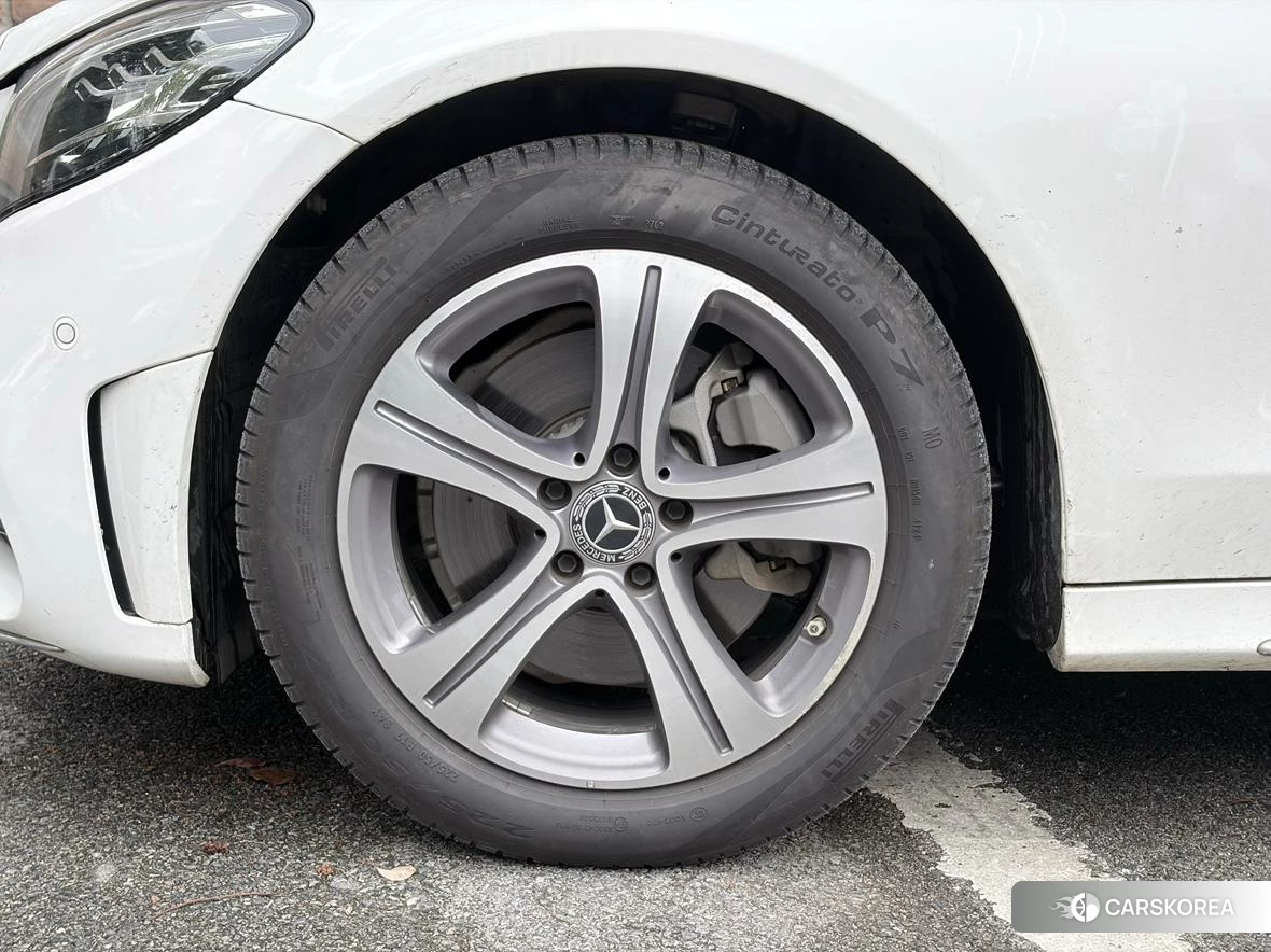 Mercedes-Benz Class C 2020 Белый из Китая, фото 2