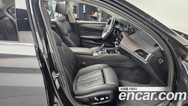 BMW 5 Series (G30) id 2264776 из Кореи 2