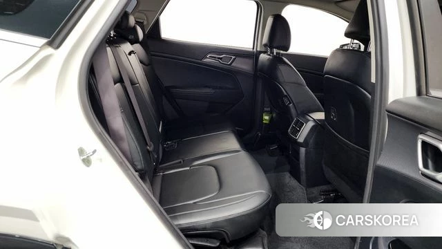 Kia Sportage 5th Generation 2022 Белый из Кореи, фото 2