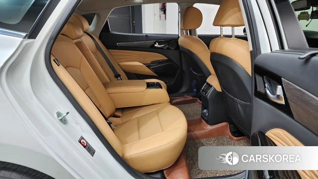 Kia K7 Premier Hybrid 2019 Белый из Кореи, фото 2