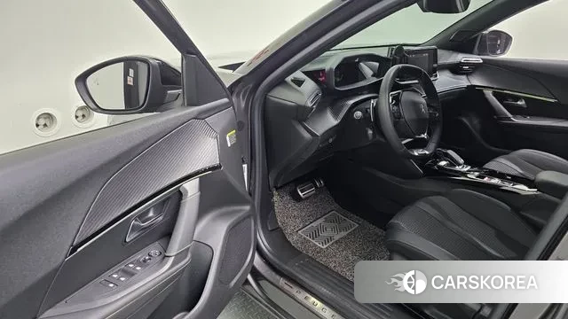 Peugeot 2008 Second generation 2021 Серый из Кореи, фото 2