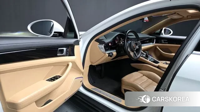 Porsche Panamera (971) 2018 Белый из Кореи, фото 2