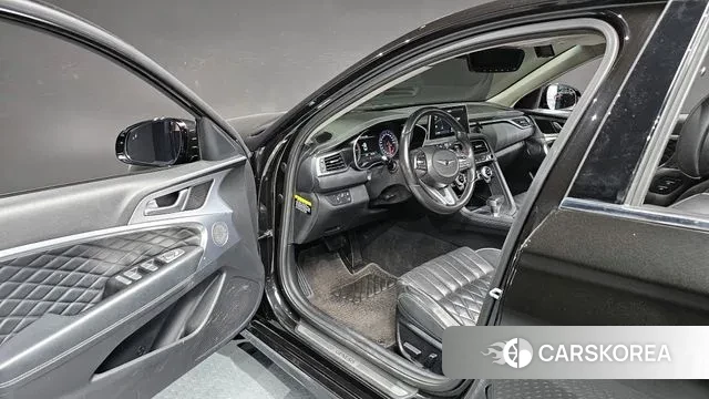 Genesis G70 2018 Черный из Кореи, фото 2