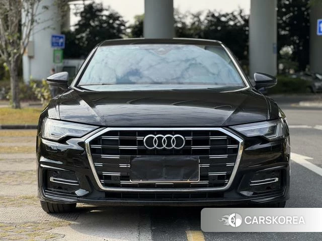 Audi A6L 2023 Черный из Китая, фото 2
