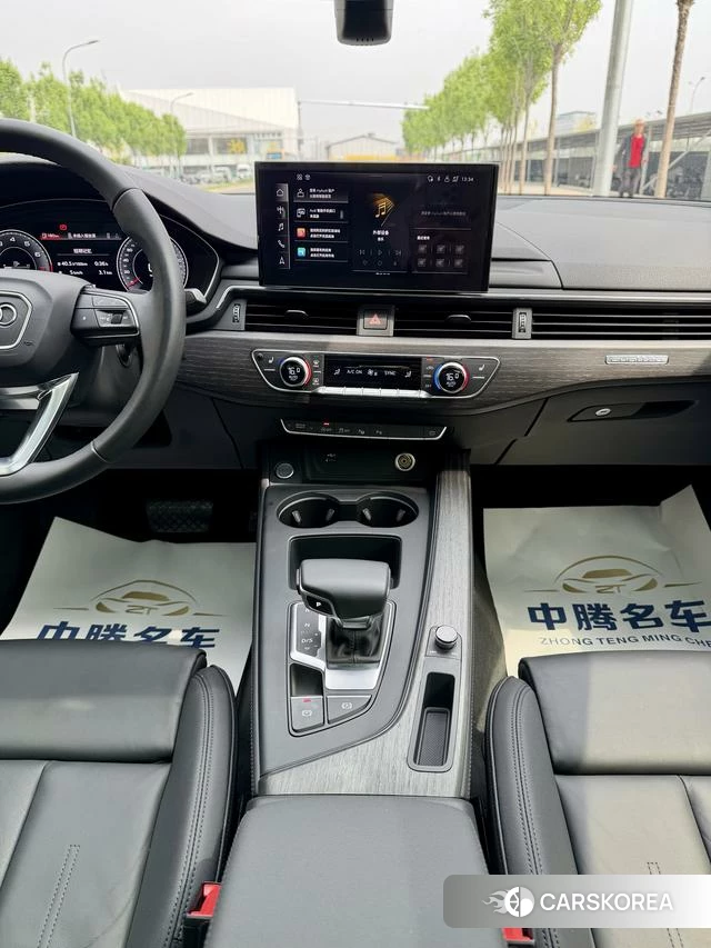 Audi A5 2023 Белый из Китая, фото 2