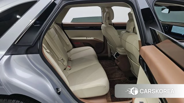 Hyundai Grandeur (GN7) 2023 Серебряный из Кореи, фото 2