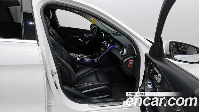 Mercedes-Benz C-Class W205 2019 Белый из Кореи, фото 2