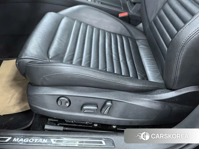 Volkswagen Magotan 2019 Черный из Китая, фото 2
