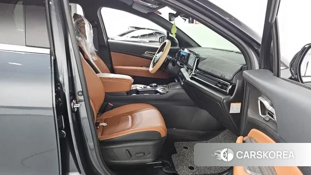 Kia Sportage 5th Generation Hybrid 2024 Серый из Кореи, фото 2