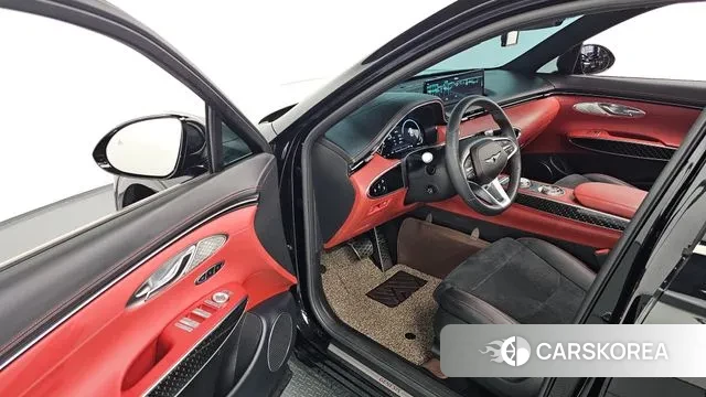 Genesis GV70 2023 Черный из Кореи, фото 2