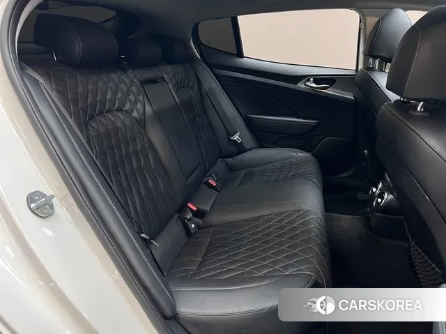 Kia Stinger Meister 2022 Белый из Кореи, фото 2