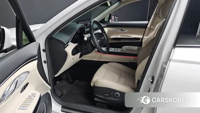 Genesis GV70 2022 Белый из Кореи, фото 2