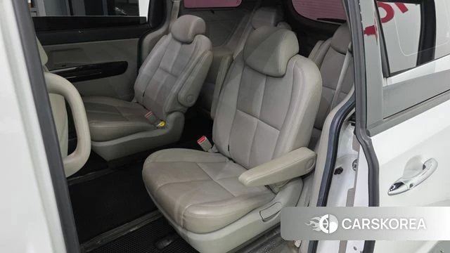 Kia The New Carnival 2019 Белый из Кореи, фото 2