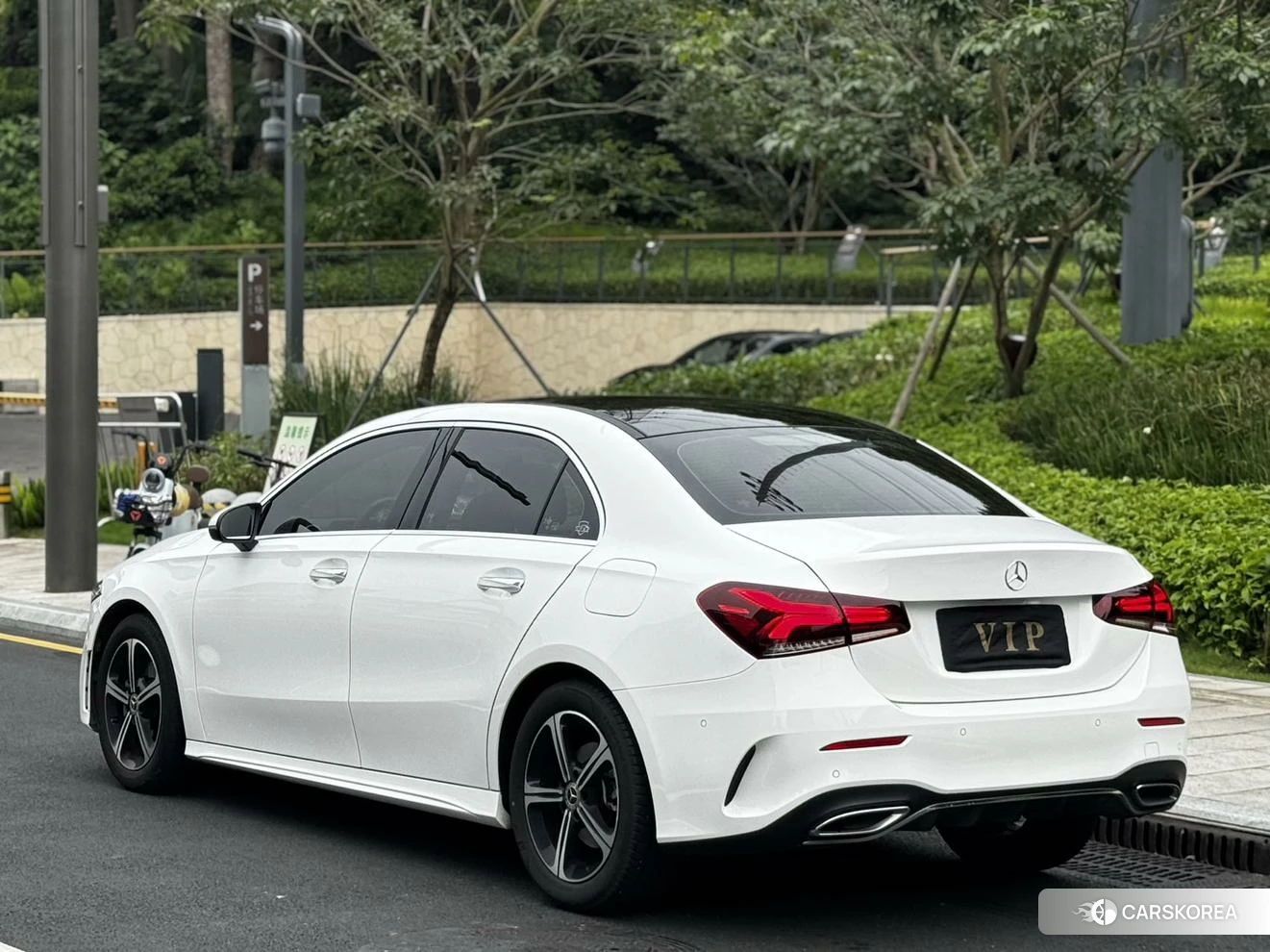 Mercedes-Benz Class A 2021 Белый из Китая, фото 2