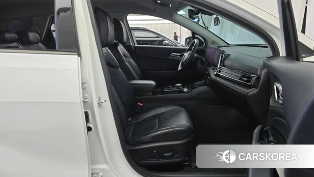 Kia Sportage 5th Generation 2021 Белый из Кореи, фото 2