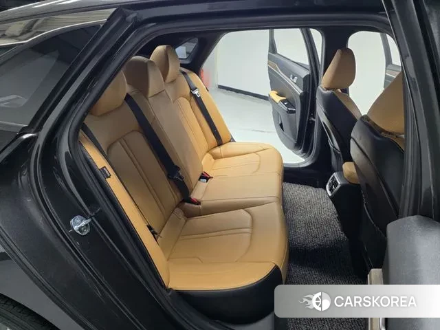 Kia K5 3rd generation 2021 Серый из Кореи, фото 2